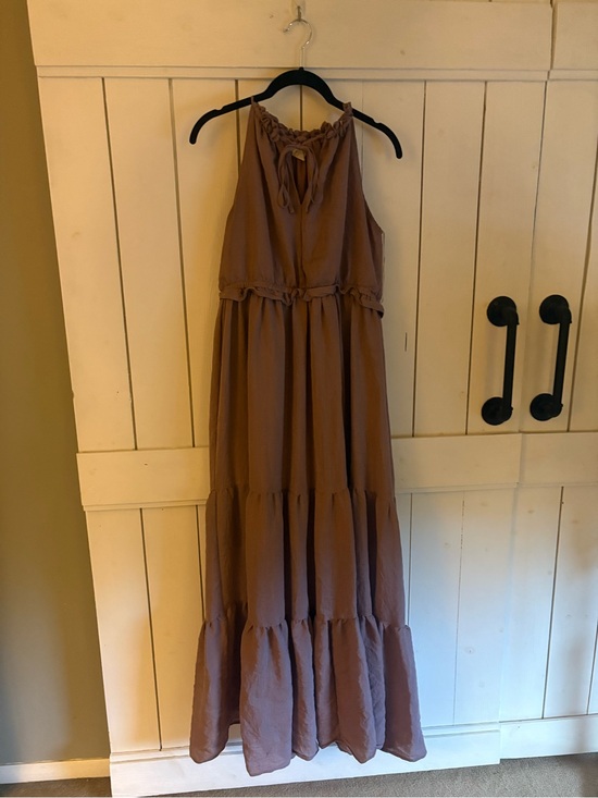 Fashion On Earth Dresses & Skirts - Women’s Maxi Dress - Taupe Halter Tiered Maxi
